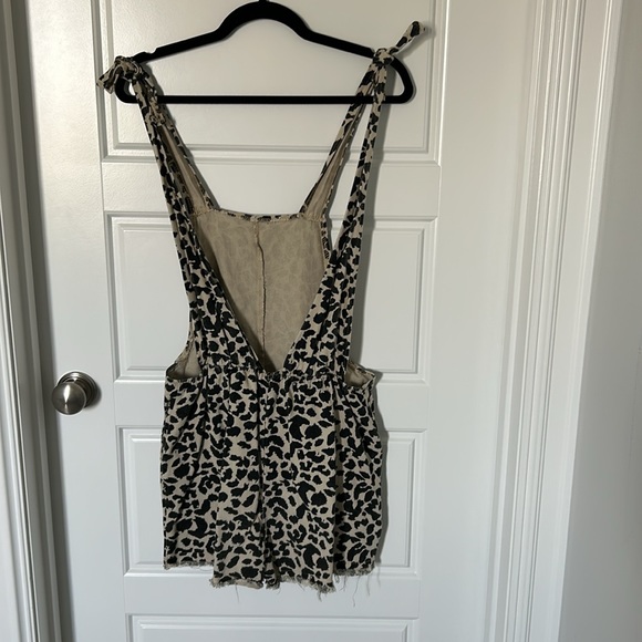 Leopard Overalls - Medium - Picture 2 of 3